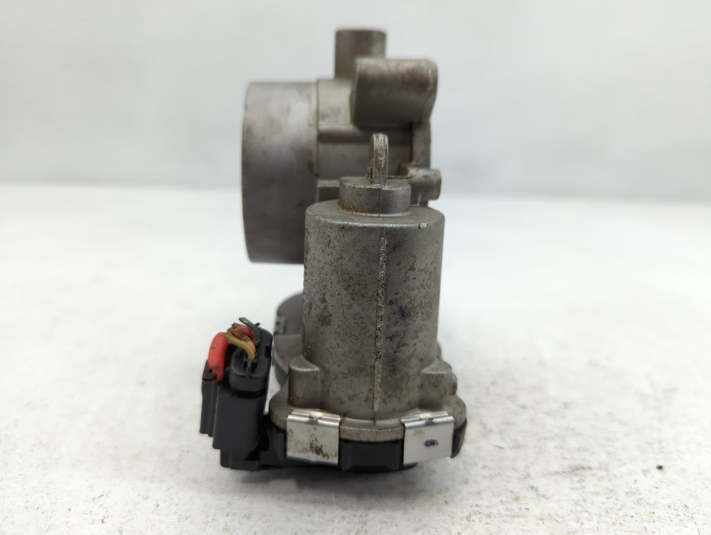 2014-2019 Jeep Cherokee Throttle Body P/N:04891970AB Fits Fits 2014 2015 2016 2017 2018 2019 2020 2021 2022 OEM Used Auto Pa