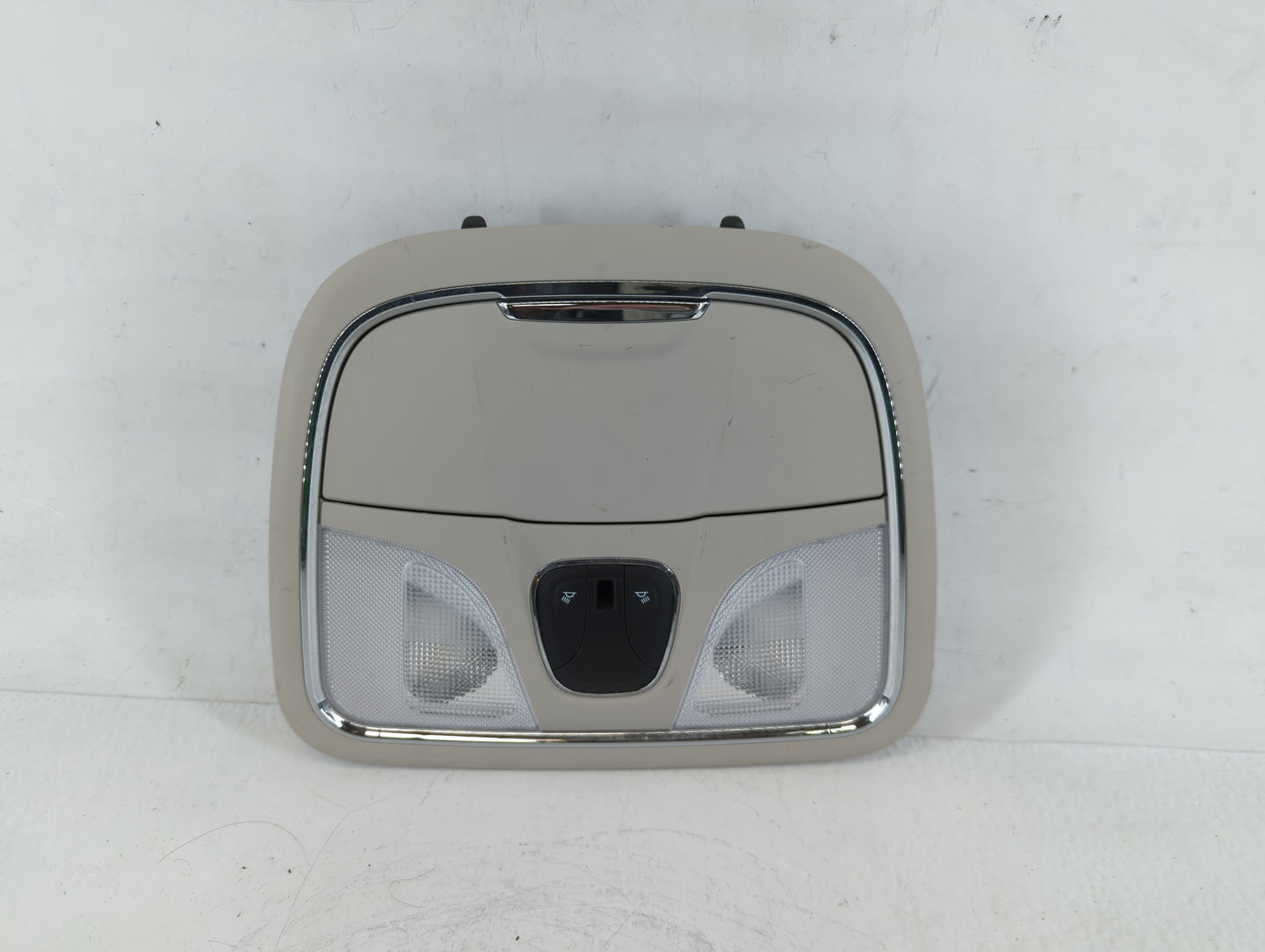 2018 Jeep Cherokee Overhead Roof Console - Oemusedautoparts1.com