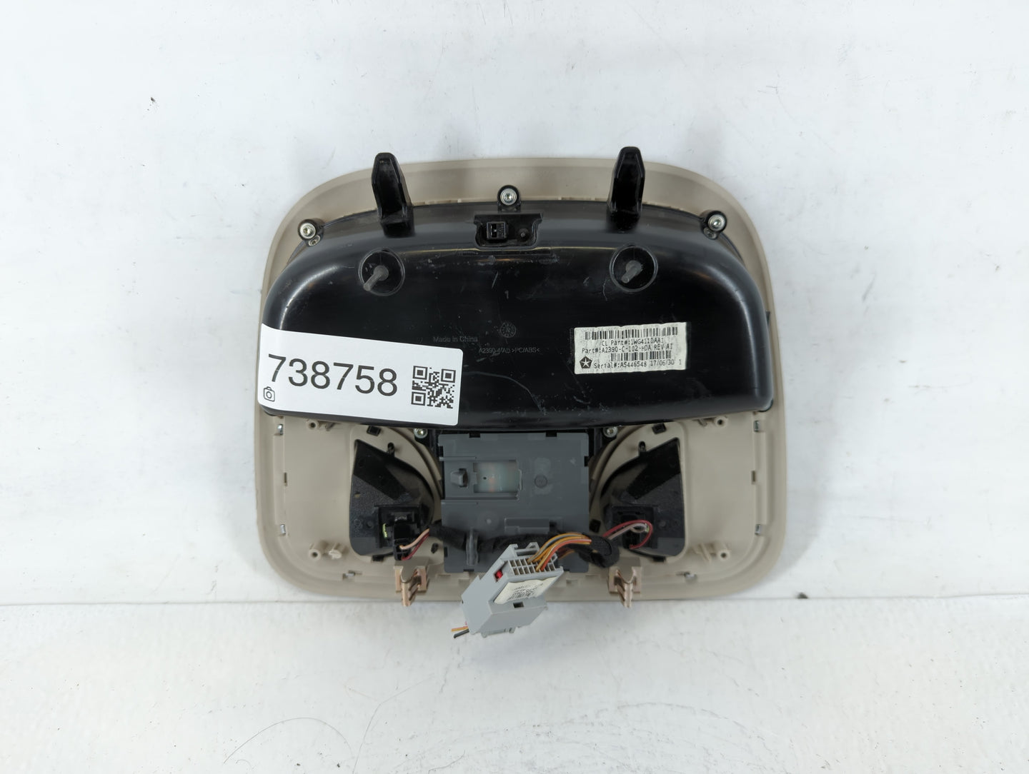 2018 Jeep Cherokee Overhead Roof Console - Oemusedautoparts1.com