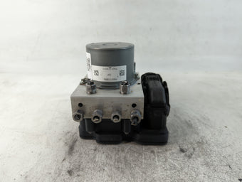 compare product 2018 Jeep Cherokee Anti-Lock Brake ABS Pump Module Actuator OEM P/N:P68371198AA Fits OEM Used Auto Parts