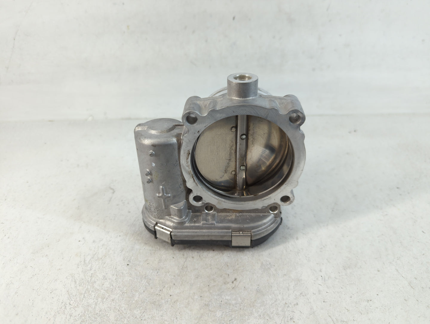 2014-2022 Jeep Cherokee Throttle Body P/N:0 280 750 570 05184349AC Fits OEM Used Auto Parts - Oemusedautoparts1.com