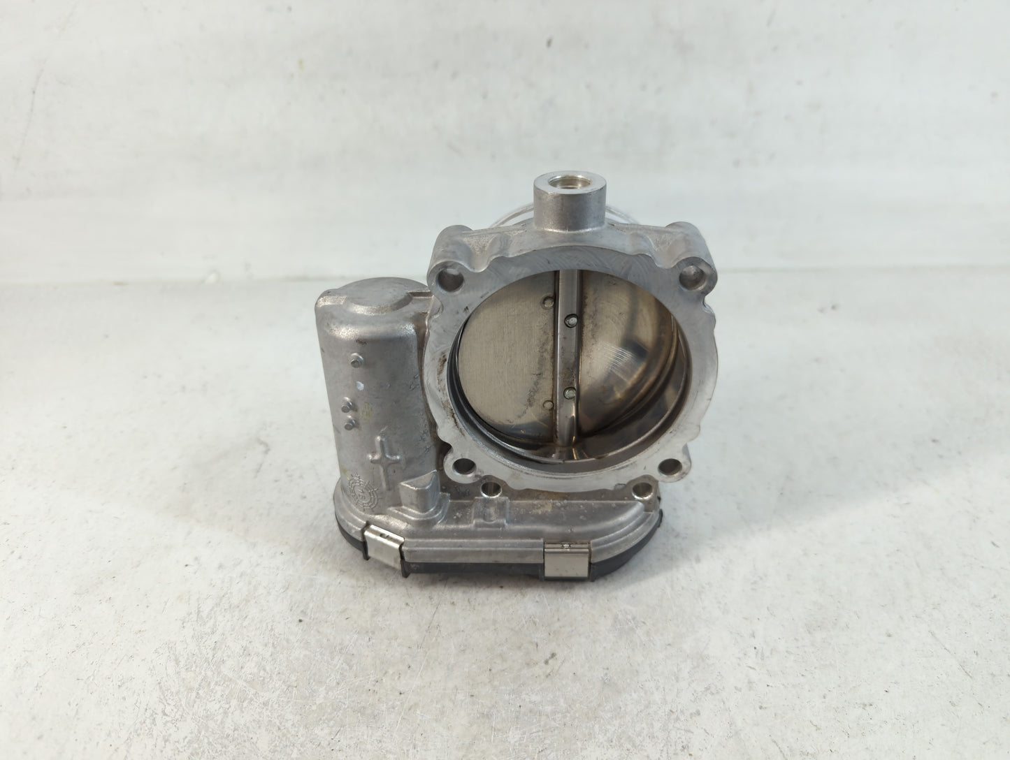 2014-2022 Jeep Cherokee Throttle Body P/N:0 280 750 570 05184349AC Fits OEM Used Auto Parts - Oemusedautoparts1.com