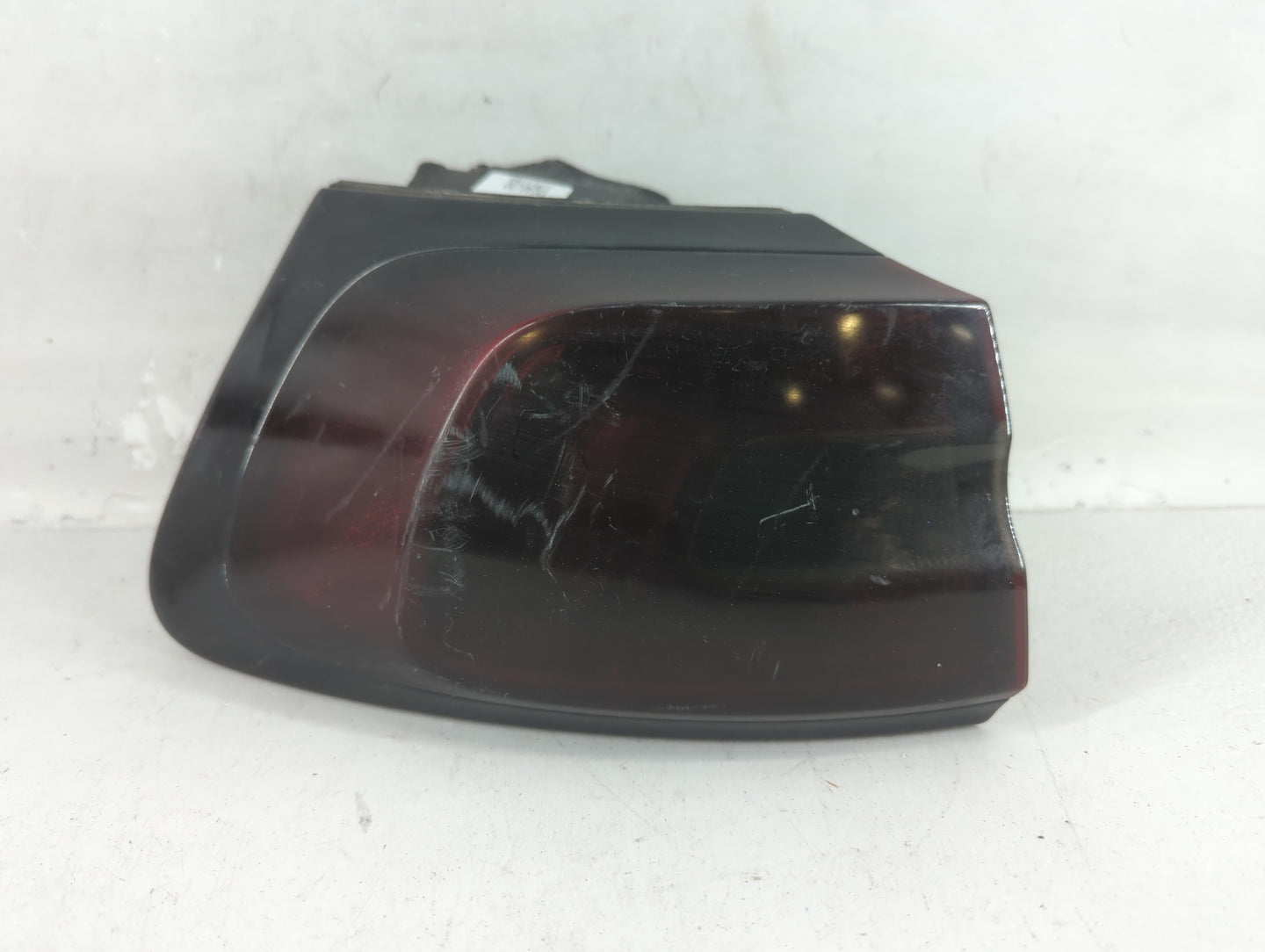 2014-2018 Jeep Cherokee Tail Light Assembly Driver Left OEM Fits Fits 2014 2015 2016 2017 2018 OEM Used Auto Parts - Oemused