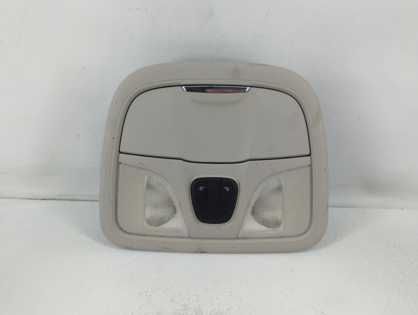 2018 Jeep Cherokee Overhead Roof Console - Oemusedautoparts1.com