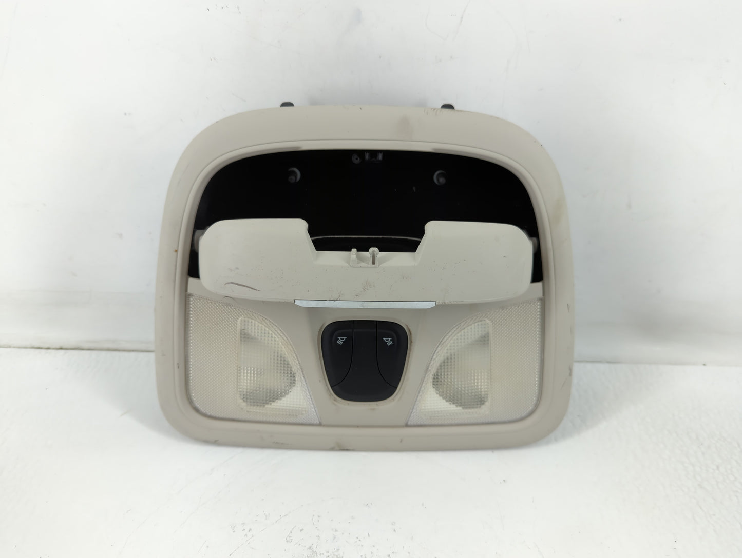 2018 Jeep Cherokee Overhead Roof Console - Oemusedautoparts1.com