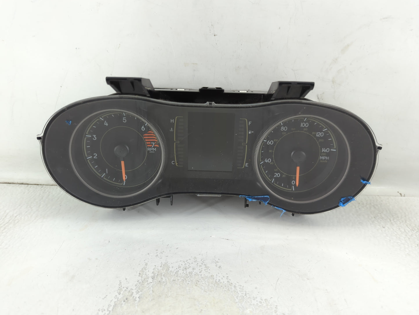 2017-2018 Jeep Cherokee Instrument Cluster Speedometer Gauges P/N:P68309006AD Fits Fits 2017 2018 OEM Used Auto Parts - Oemu