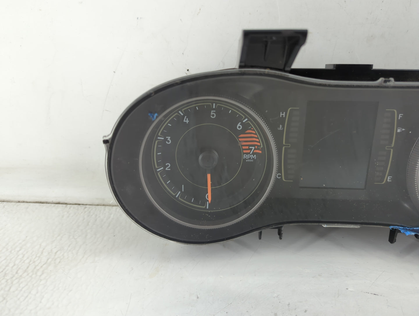 2017-2018 Jeep Cherokee Instrument Cluster Speedometer Gauges P/N:P68309006AD Fits Fits 2017 2018 OEM Used Auto Parts - Oemu