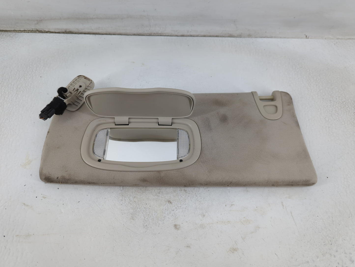 2014-2018 Jeep Cherokee Sun Visor Shade Replacement Driver Left Mirror Fits Fits 2014 2015 2016 2017 2018 OEM Used Auto Part