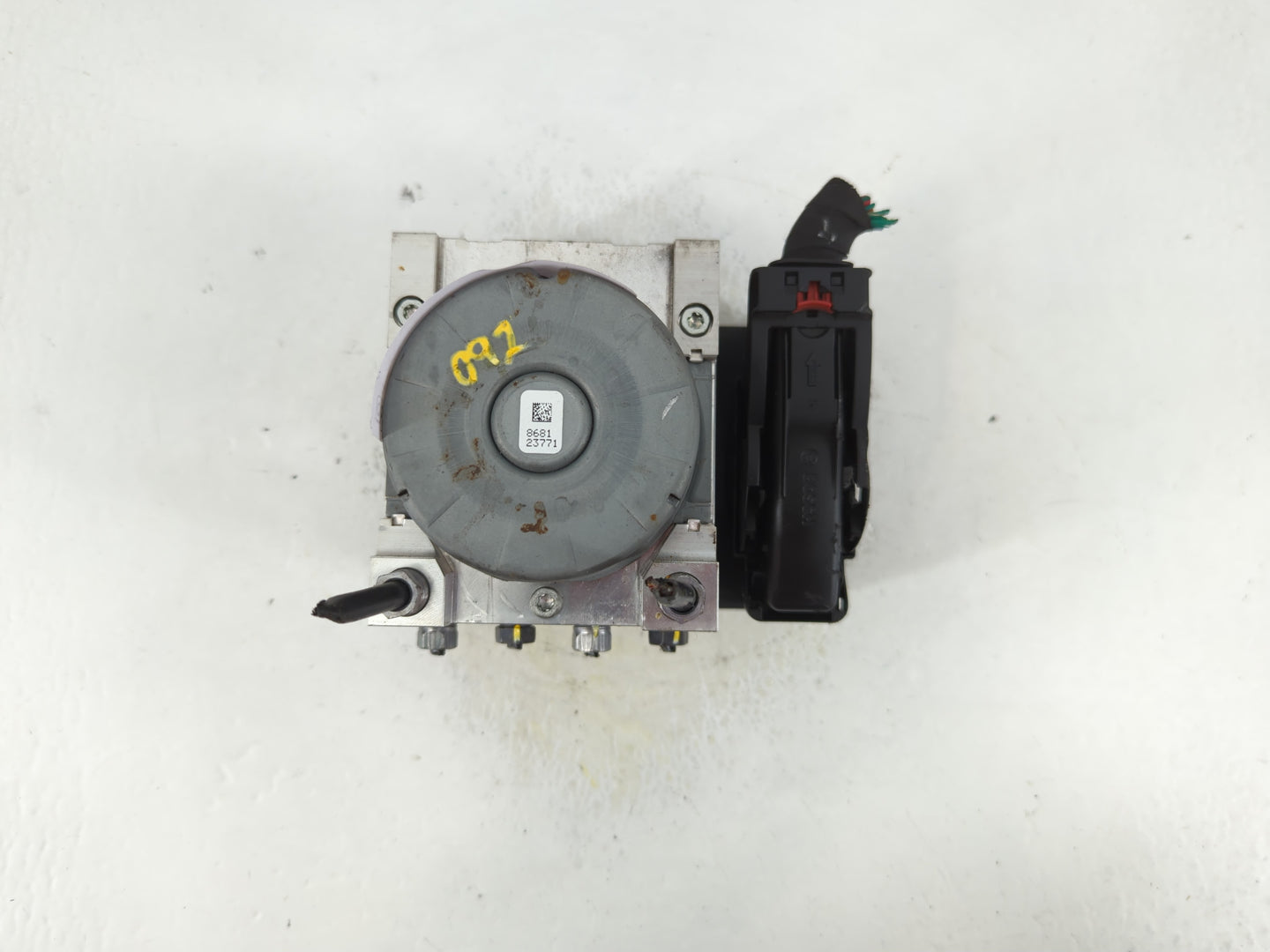 2018 Jeep Compass ABS Pump Control Module Replacement P/N:P04726567AI Fits OEM Used Auto Parts - Oemusedautoparts1.com