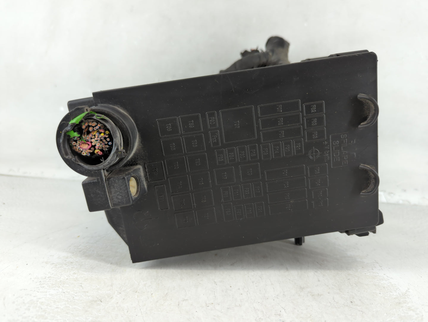 2018 Jeep Compass Fusebox Fuse Box Panel Relay Module P/N:52027004 Fits OEM Used Auto Parts - Oemusedautoparts1.com
