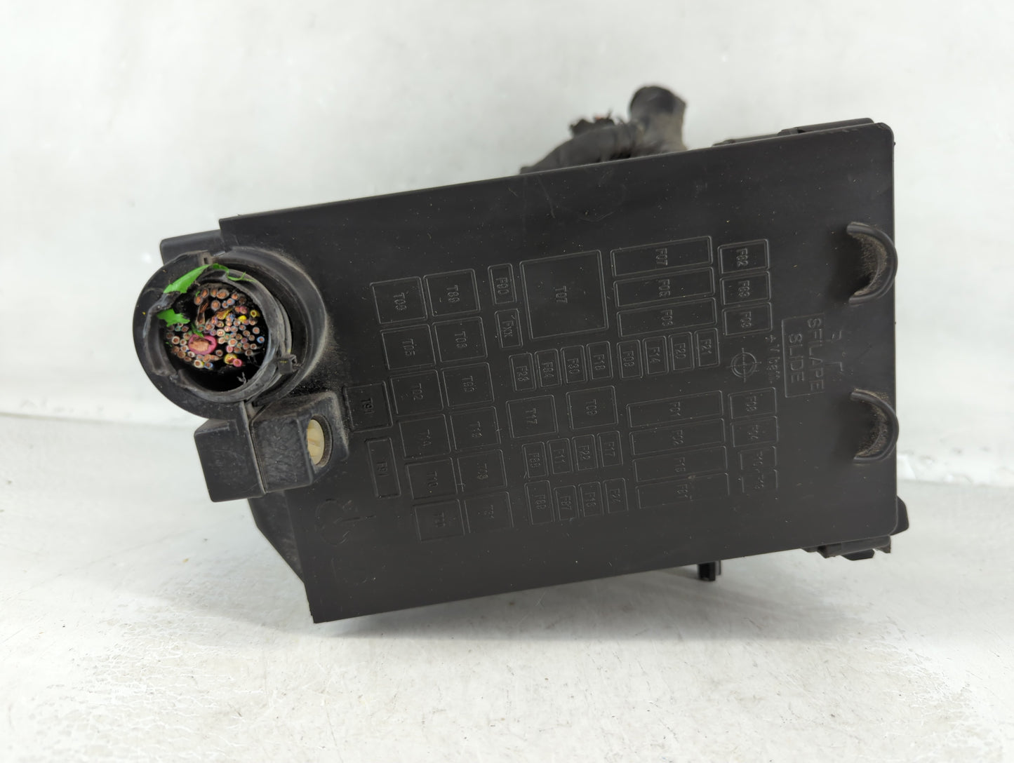 2018 Jeep Compass Fusebox Fuse Box Panel Relay Module P/N:52027004 Fits OEM Used Auto Parts - Oemusedautoparts1.com