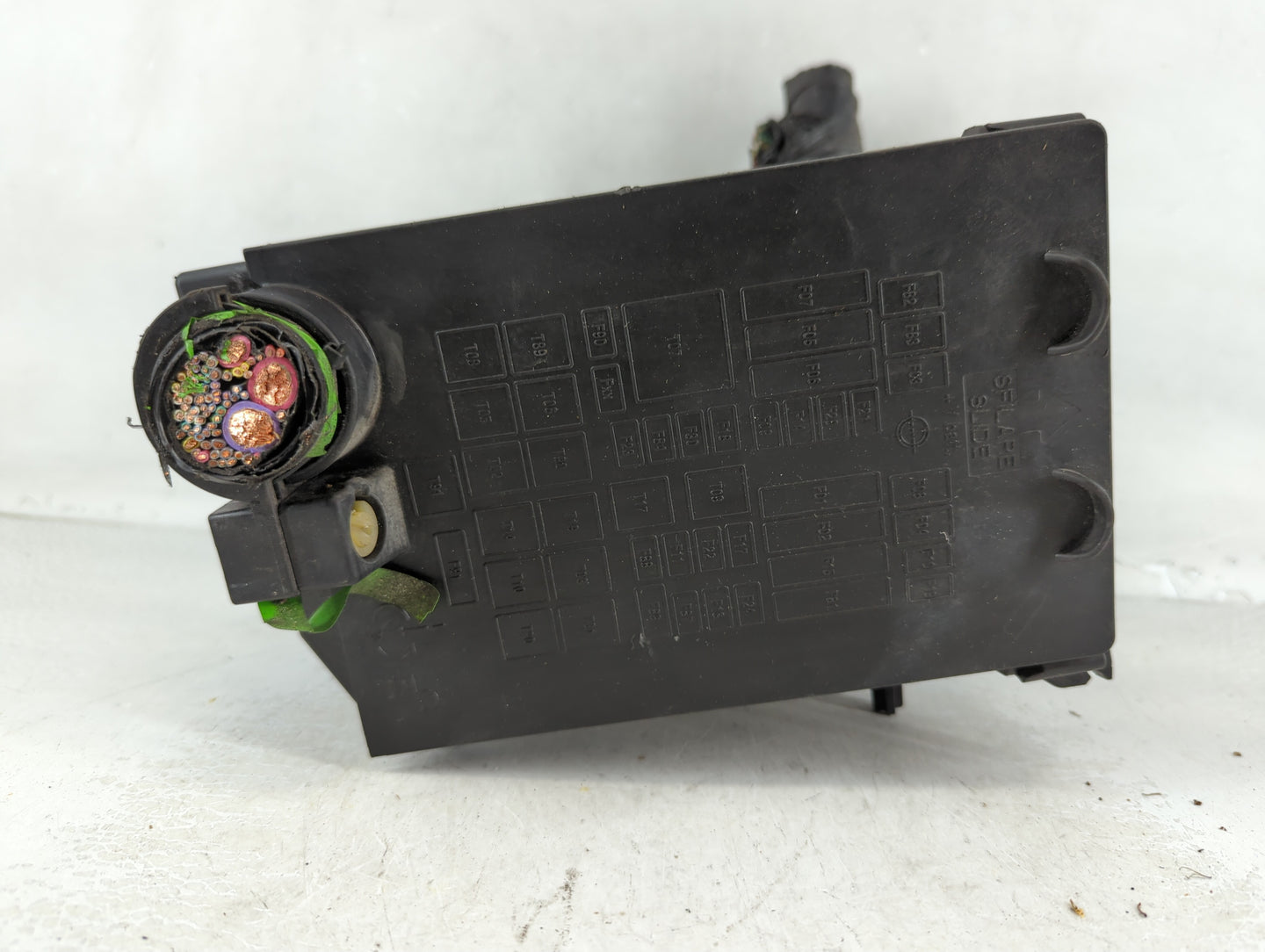 2018 Jeep Compass Fusebox Fuse Box Panel Relay Module P/N:52027004 Fits OEM Used Auto Parts - Oemusedautoparts1.com