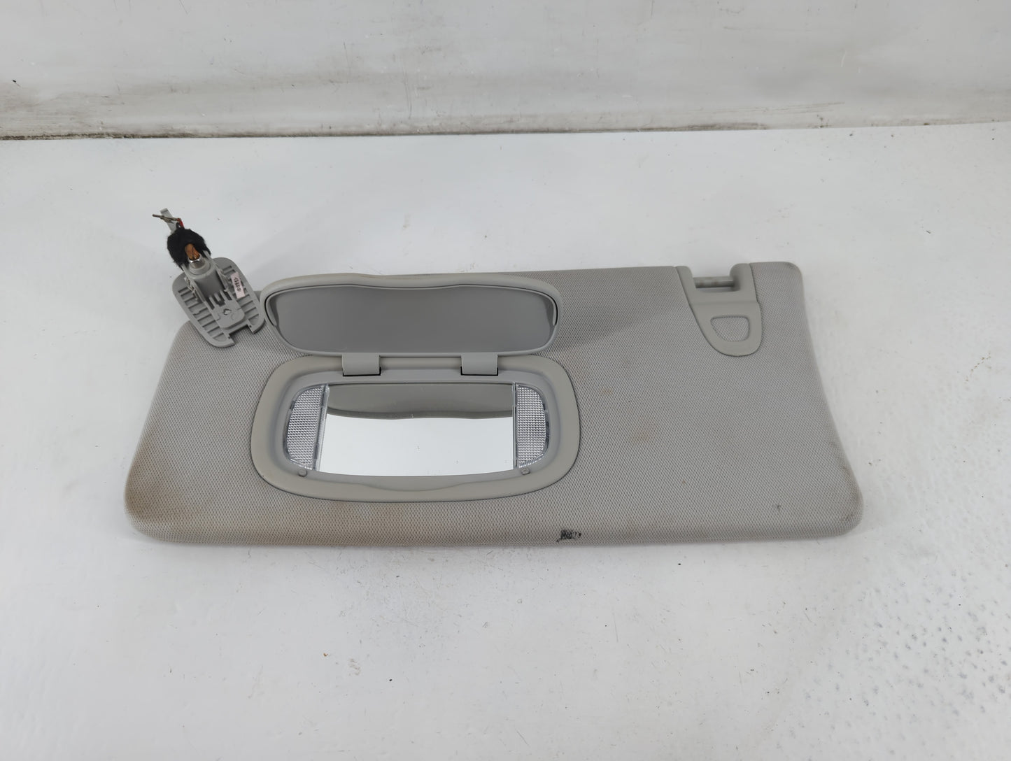 2018 Jeep Compass Sun Visor Shade Replacement Driver Left Mirror Fits OEM Used Auto Parts - Oemusedautoparts1.com