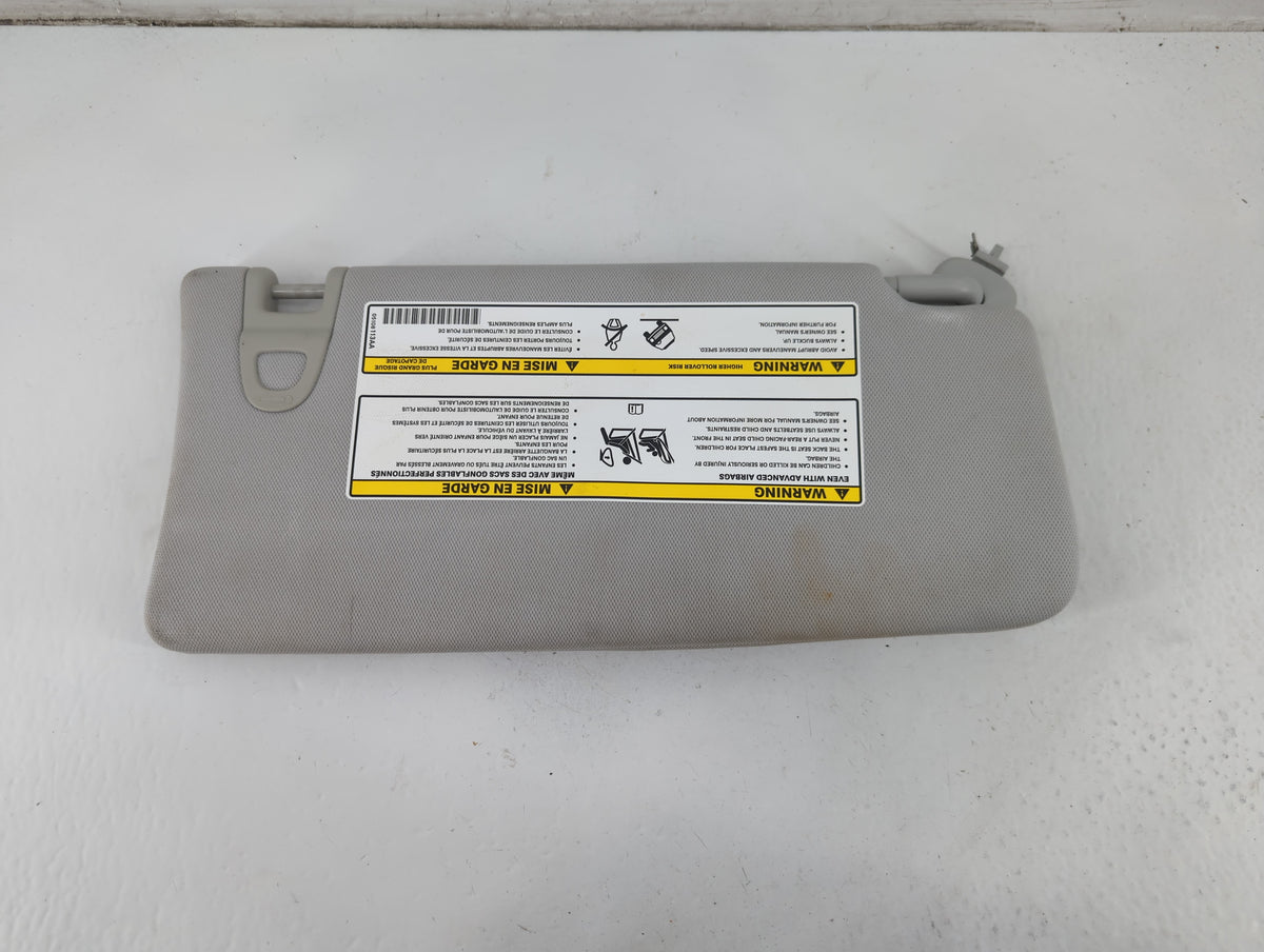 2017-2018 Jeep Compass Sun Visor Shade Replacement Driver Left Mirror Fits Fits 2017 2018 OEM Used Auto Parts - Oemusedautop