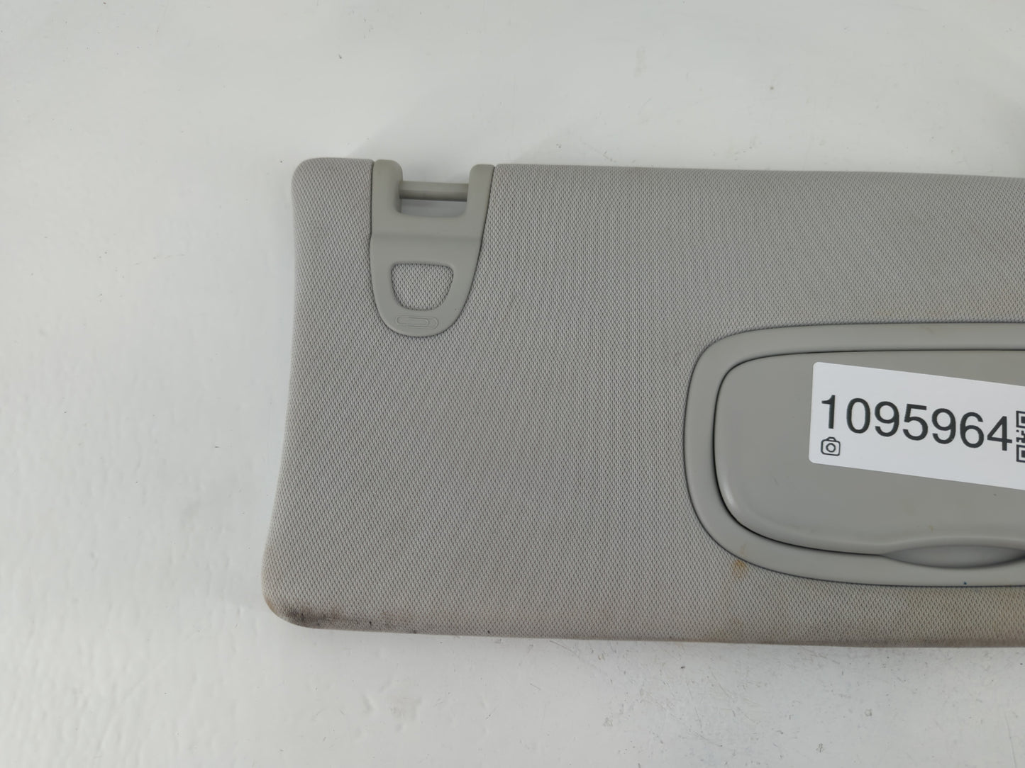 2018 Jeep Compass Sun Visor Shade Replacement Passenger Right Mirror Fits OEM Used Auto Parts - Oemusedautoparts1.com