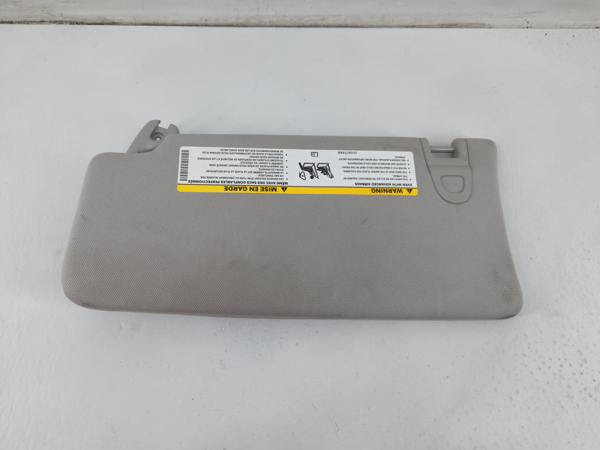 2017-2018 Jeep Compass Sun Visor Shade Replacement Passenger Right Mirror Fits Fits 2017 2018 OEM Used Auto Parts - Oemuseda