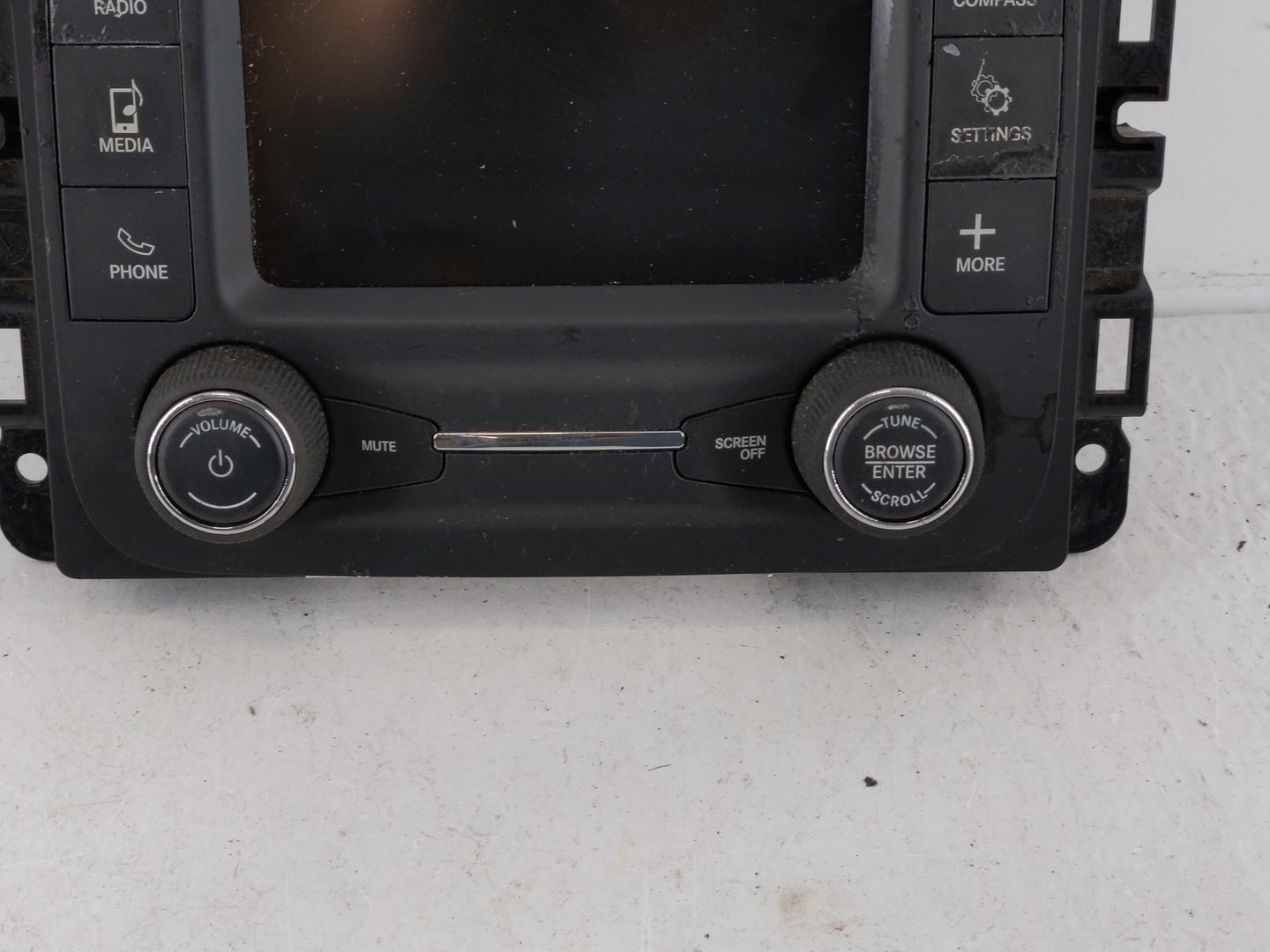 2018 Jeep Compass Radio AM FM Cd Player Receiver Replacement P/N:P68292817AJ Fits OEM Used Auto Parts - Oemusedautoparts1.co