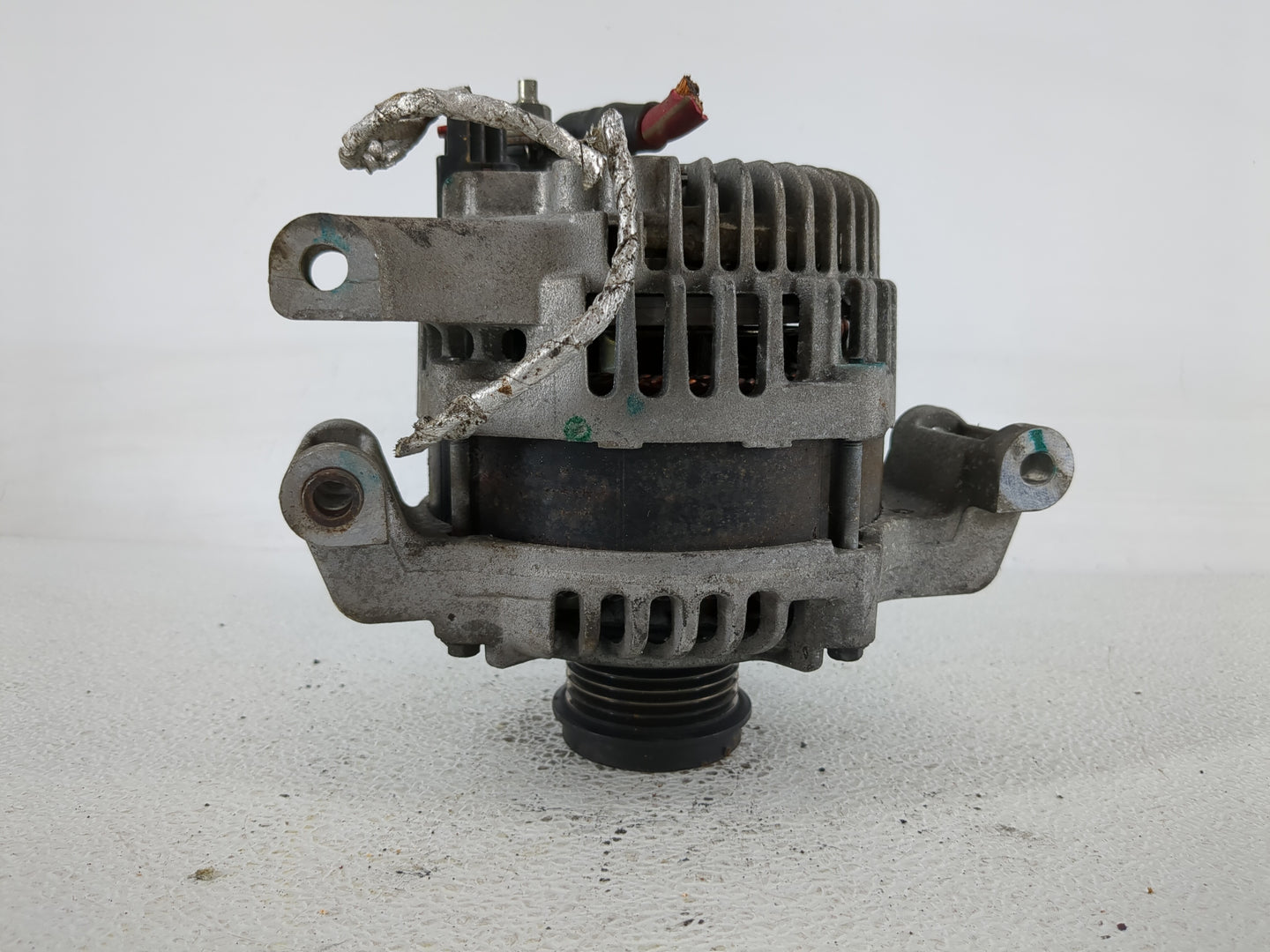 2017-2022 Jeep Compass Alternator Replacement Generator Charging Assembly Engine OEM P/N:56029624AB Fits OEM Used Auto Parts
