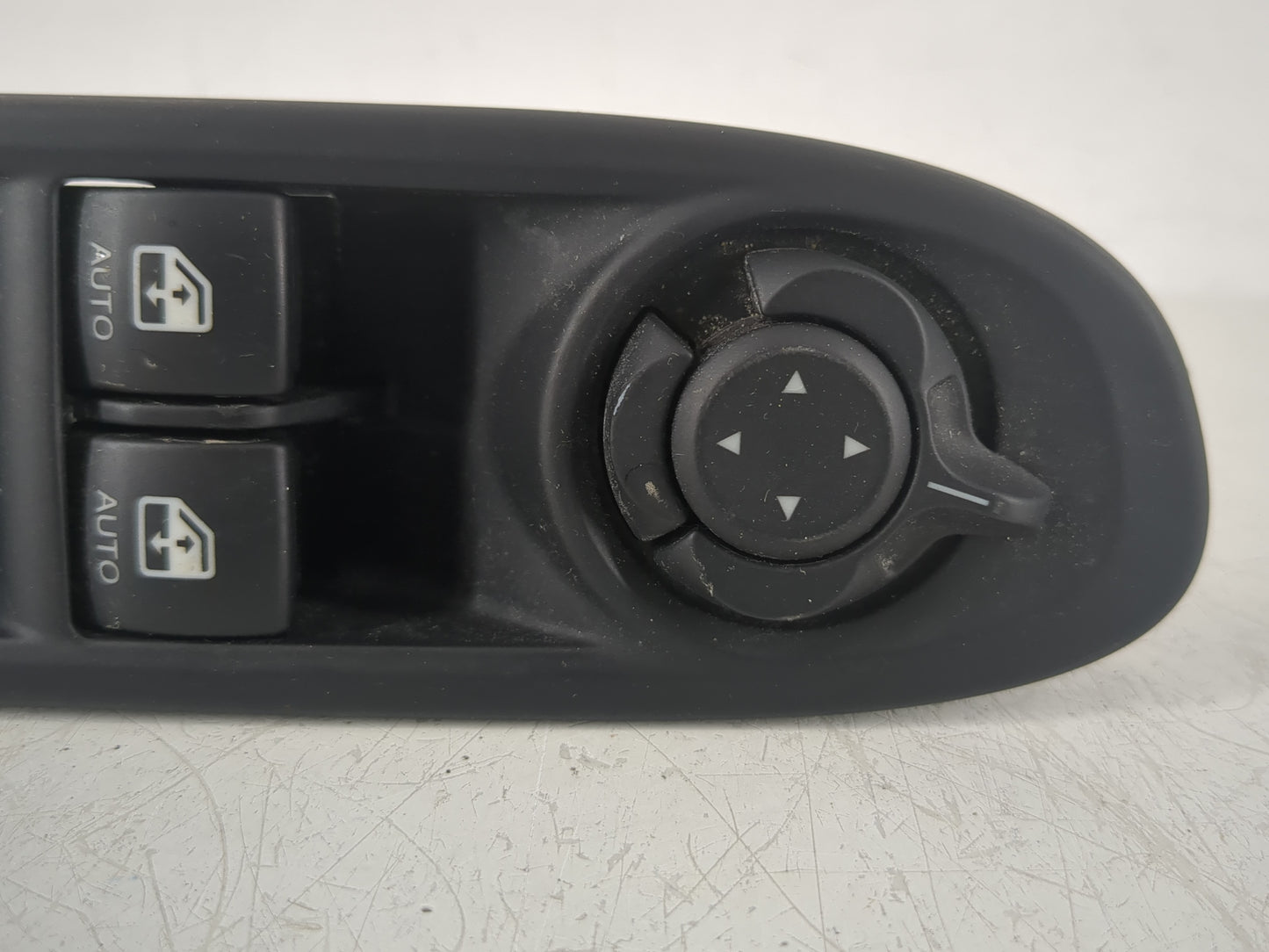 2018 Jeep Compass Master Power Window Switch Replacement Driver Side Left P/N:P6BZ27LXHAA Fits OEM Used Auto Parts - Oemused