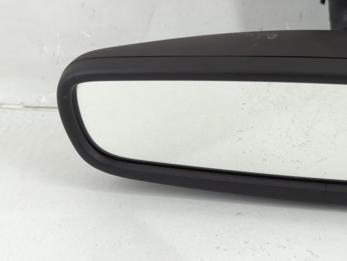 2017-2018 Jeep Compass Interior Rear View Mirror Replacement OEM P/N:E11048418 Fits Fits 2017 2018 OEM Used Auto Parts - Oem