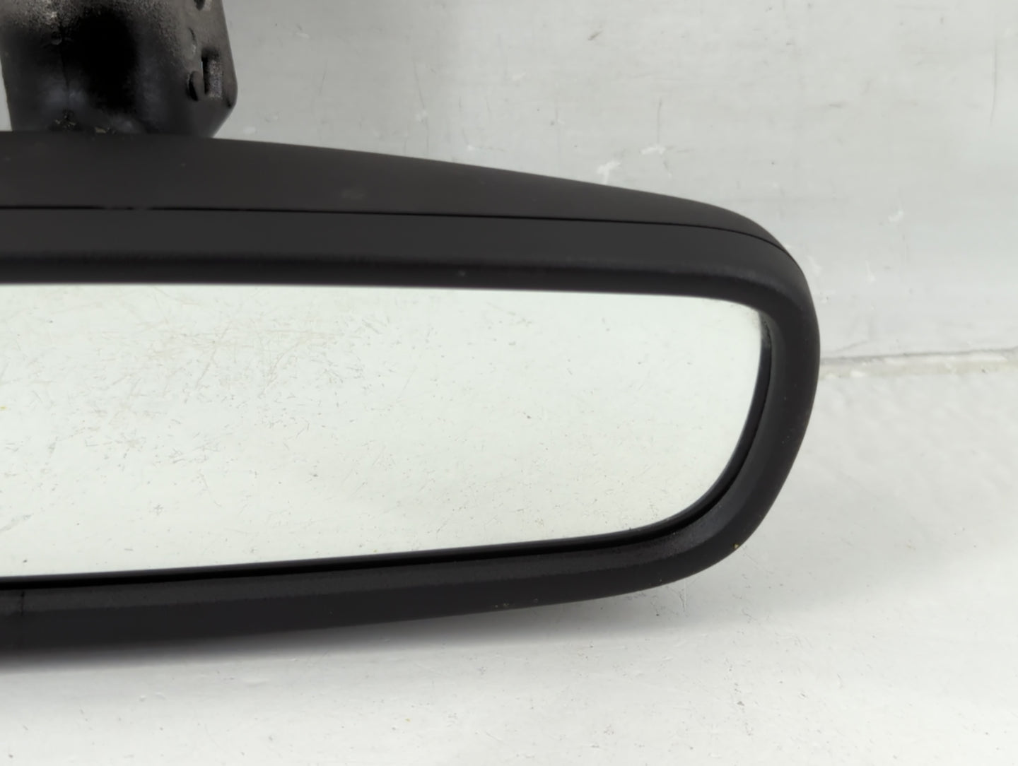 2018 Jeep Compass Interior Rear View Mirror Replacement OEM P/N:E11048418 Fits OEM Used Auto Parts - Oemusedautoparts1.com