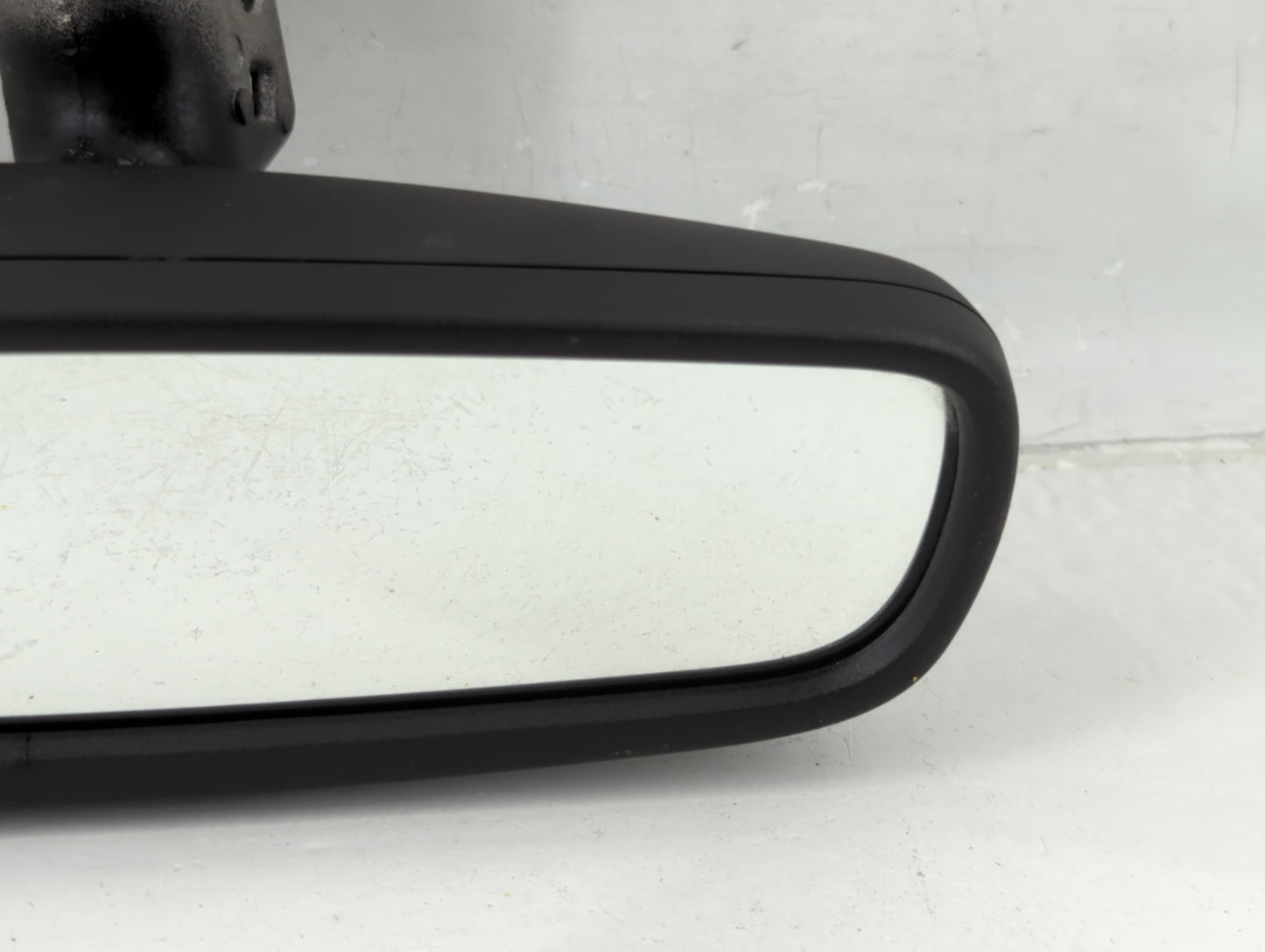 2018 Jeep Compass Interior Rear View Mirror Replacement OEM P/N:E11048418 Fits OEM Used Auto Parts - Oemusedautoparts1.com