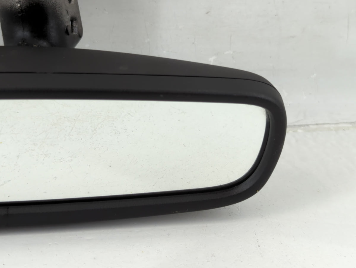 2017-2018 Jeep Compass Interior Rear View Mirror Replacement OEM P/N:E11048418 Fits Fits 2017 2018 OEM Used Auto Parts - Oem