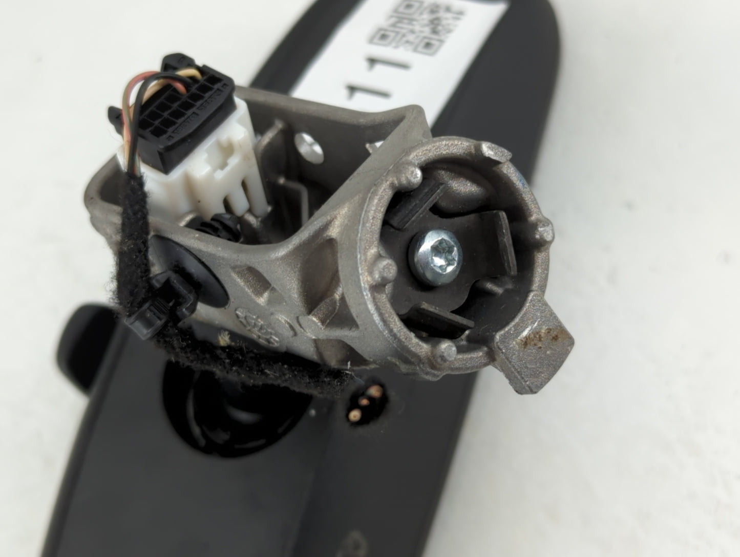 2018 Jeep Compass Interior Rear View Mirror Replacement OEM P/N:E11048418 Fits OEM Used Auto Parts - Oemusedautoparts1.com