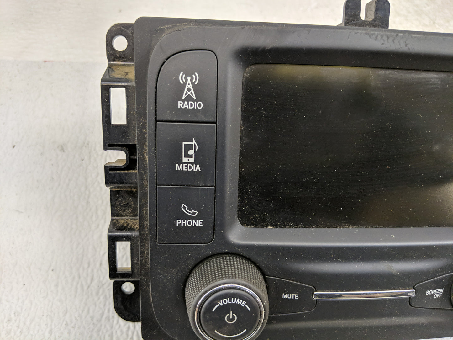 2018 Jeep Compass Radio AM FM Cd Player Receiver Replacement Fits OEM Used Auto Parts - Oemusedautoparts1.com