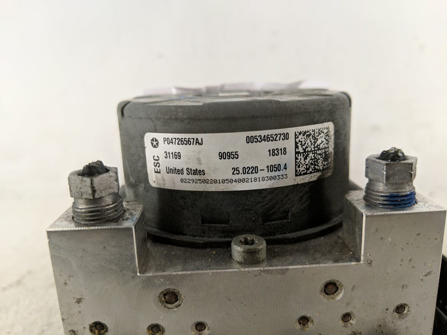 2018 Jeep Compass ABS Pump Control Module Replacement P/N:P04726567AJ Fits OEM Used Auto Parts - Oemusedautoparts1.com