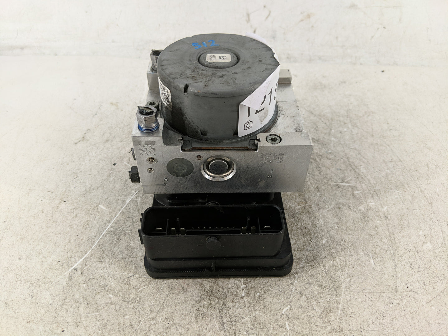 2018 Jeep Compass ABS Pump Control Module Replacement P/N:P04726567AJ Fits OEM Used Auto Parts - Oemusedautoparts1.com