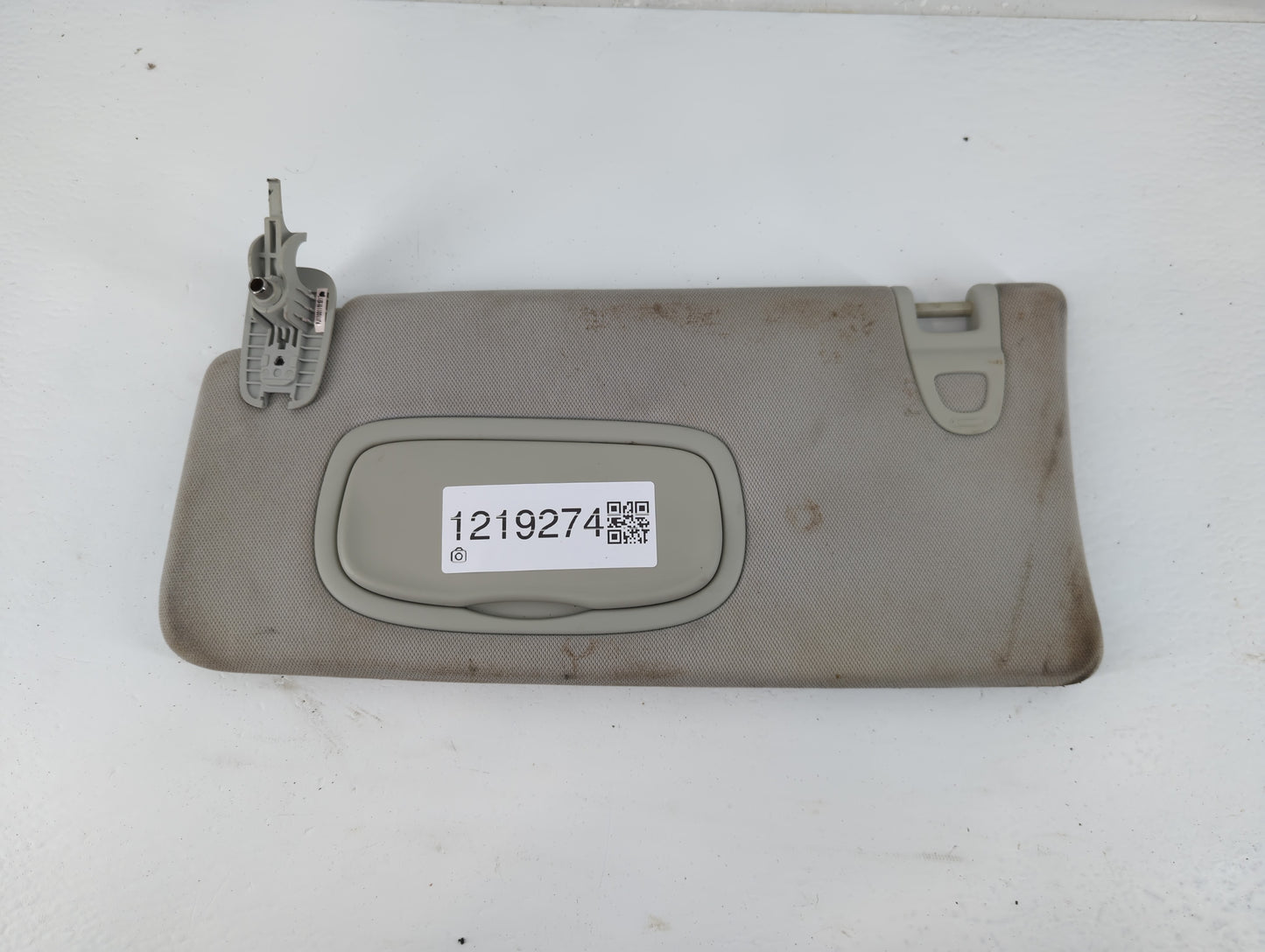 2018 Jeep Compass Sun Visor Shade Replacement Driver Left Mirror Fits OEM Used Auto Parts - Oemusedautoparts1.com
