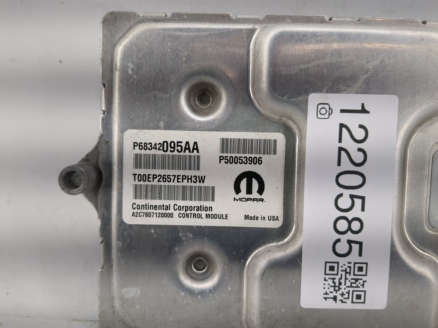 2018 Jeep Compass PCM Engine Control Computer ECU ECM PCU OEM P/N:P50053906 P68342095AA Fits OEM Used Auto Parts - Oemusedau