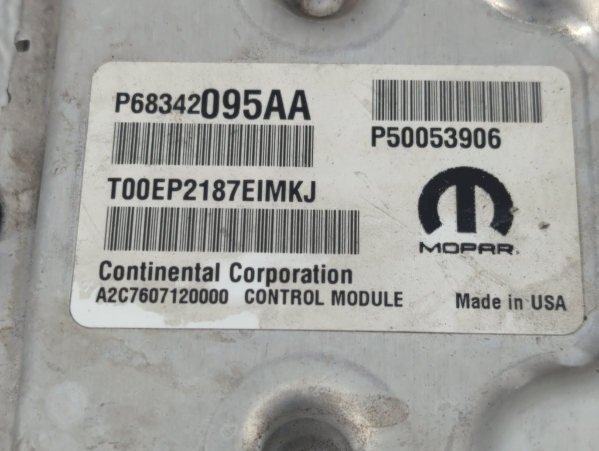 2017-2018 Jeep Compass PCM Engine Control Computer ECU ECM PCU OEM P/N:P68342095AA Fits Fits 2017 2018 OEM Used Auto Parts -