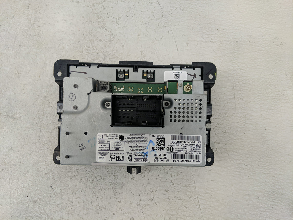 2018 Jeep Compass Radio AM FM Cd Player Receiver Replacement P/N:P68292817AJ OEM Used Auto Parts - Oemusedautoparts1.com