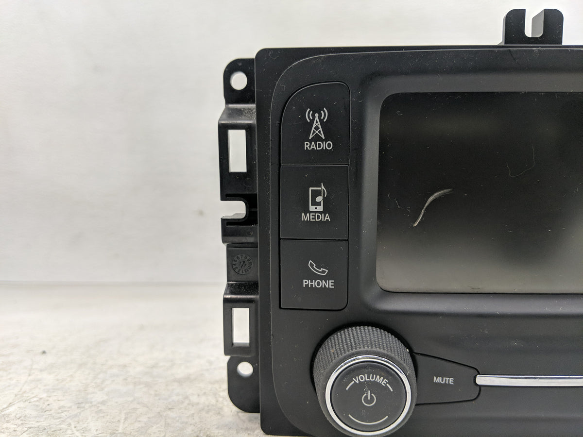 2018 Jeep Compass Radio AM FM Cd Player Receiver Replacement P/N:P68292817AJ Fits OEM Used Auto Parts - Oemusedautoparts1.co
