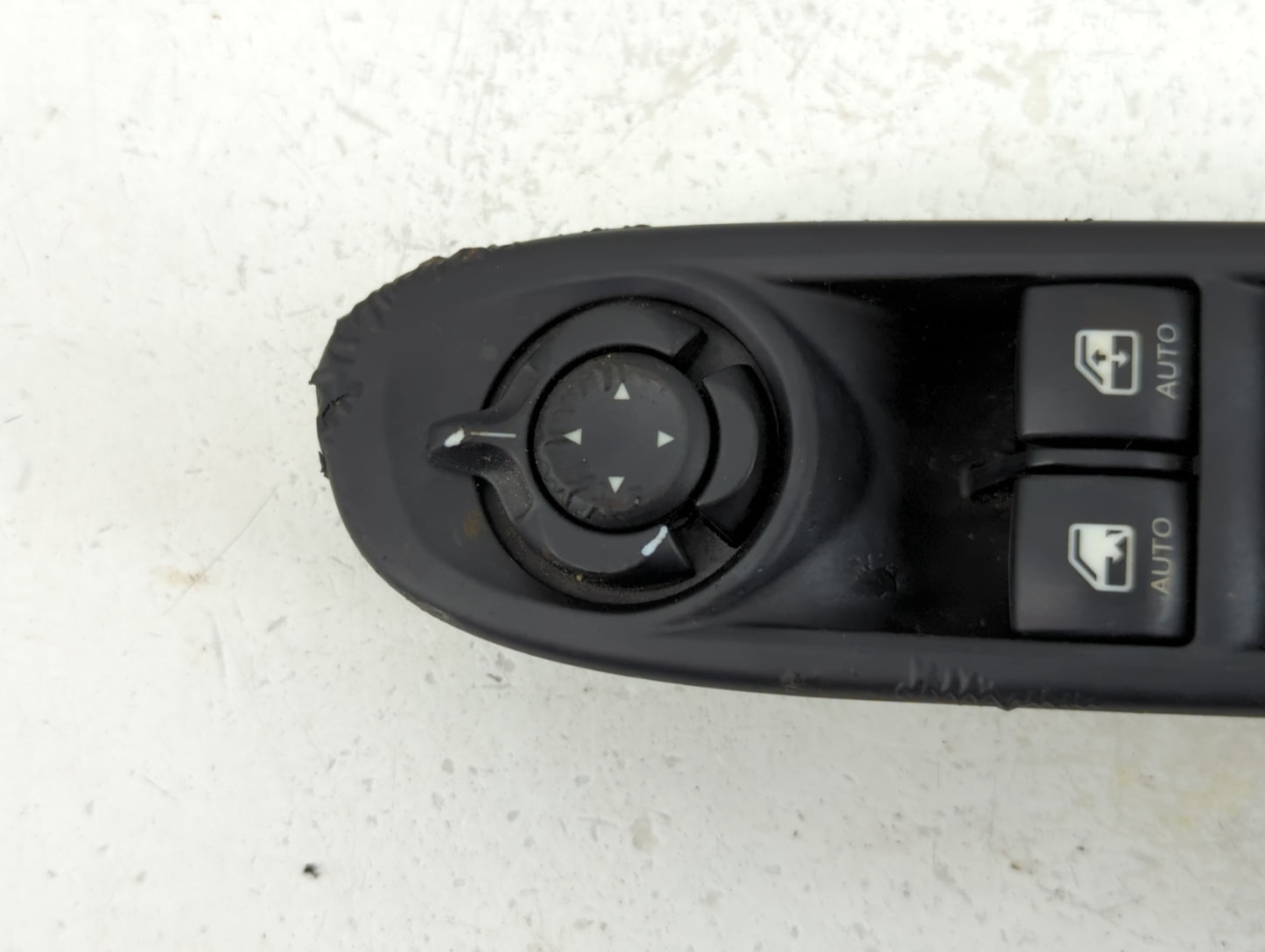 2018 Jeep Compass Master Power Window Switch Replacement Driver Side Left P/N:30171088 P6BZ27LXHAA Fits OEM Used Auto Parts 