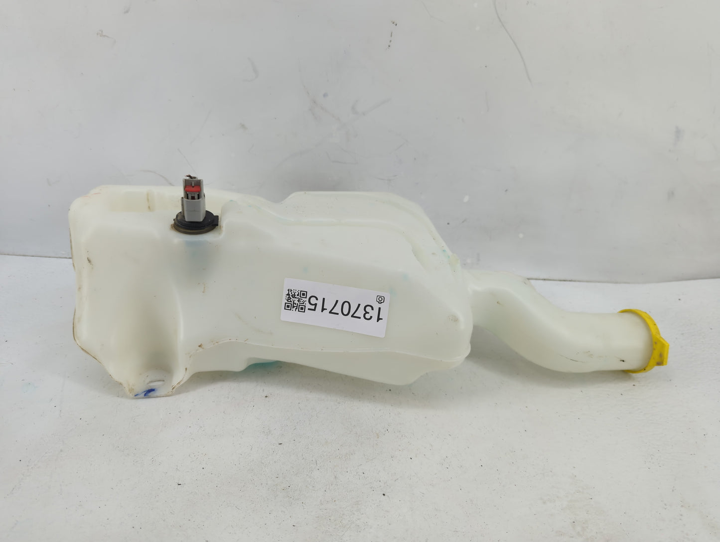 2018 Jeep Compass Windshield Washer Fluid Reservoir Bottle Oem - Oemusedautoparts1.com