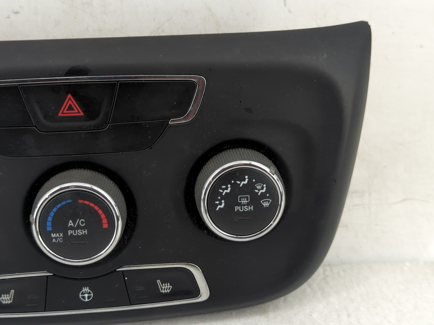 2018 Jeep Compass Climate Control Module Temperature AC/Heater Replacement P/N:24477B Fits OEM Used Auto Parts - Oemusedauto