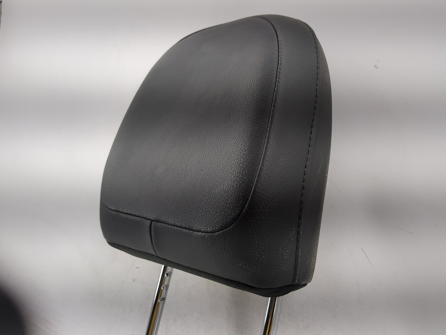 2018 Jeep Compass Headrest Head Rest Front Driver Passenger Seat Black - Oemusedautoparts1.com