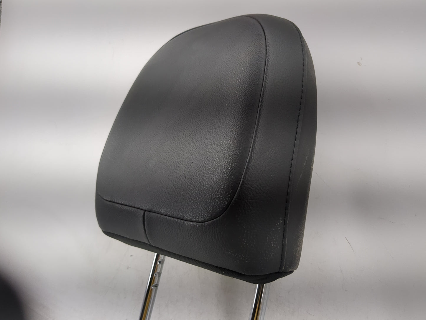 2018 Jeep Compass Headrest Head Rest Front Driver Passenger Seat Black - Oemusedautoparts1.com
