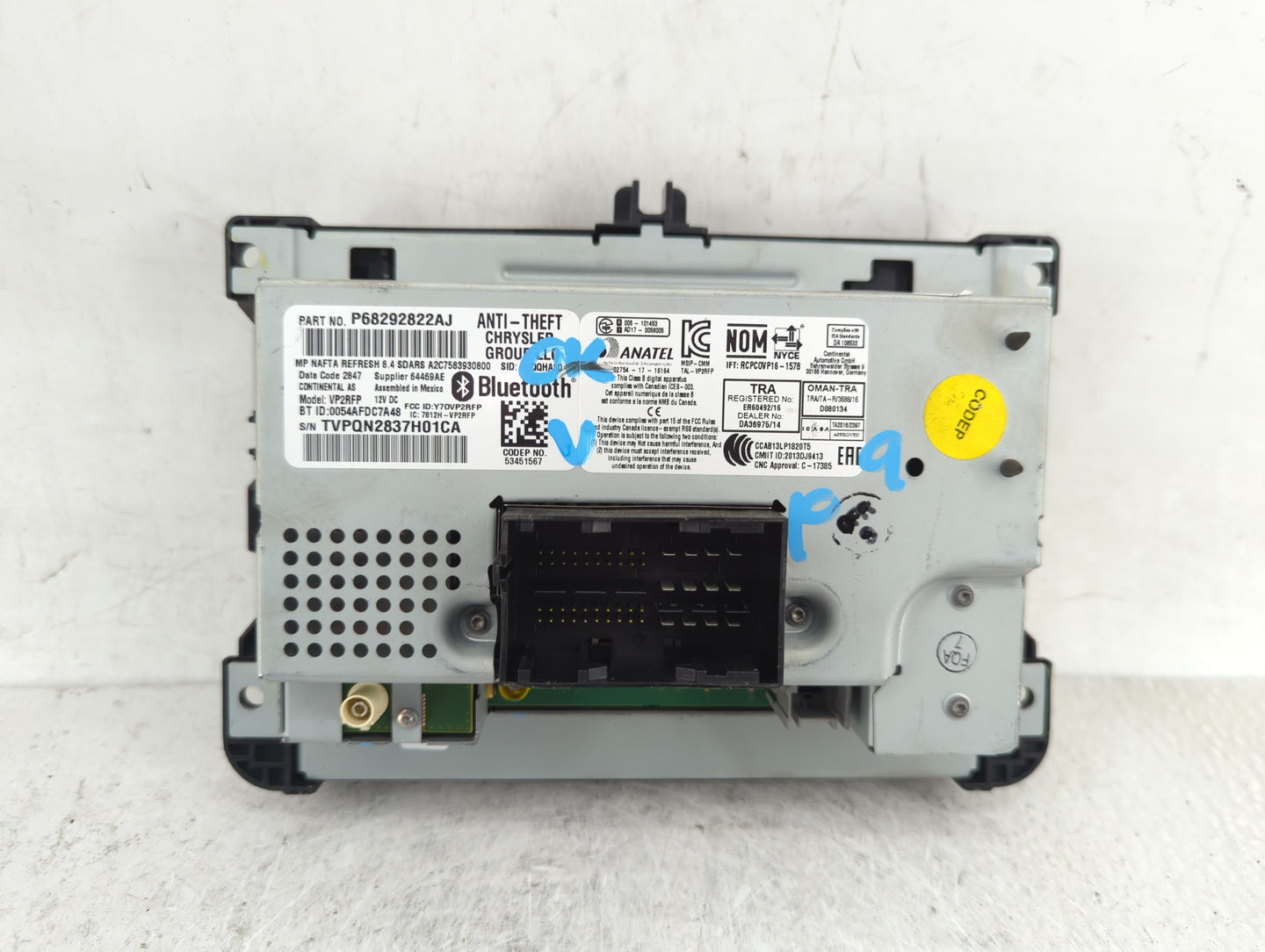 2018 Jeep Compass Radio AM FM Cd Player Receiver Replacement P/N:68292822AJ Fits OEM Used Auto Parts - Oemusedautoparts1.com