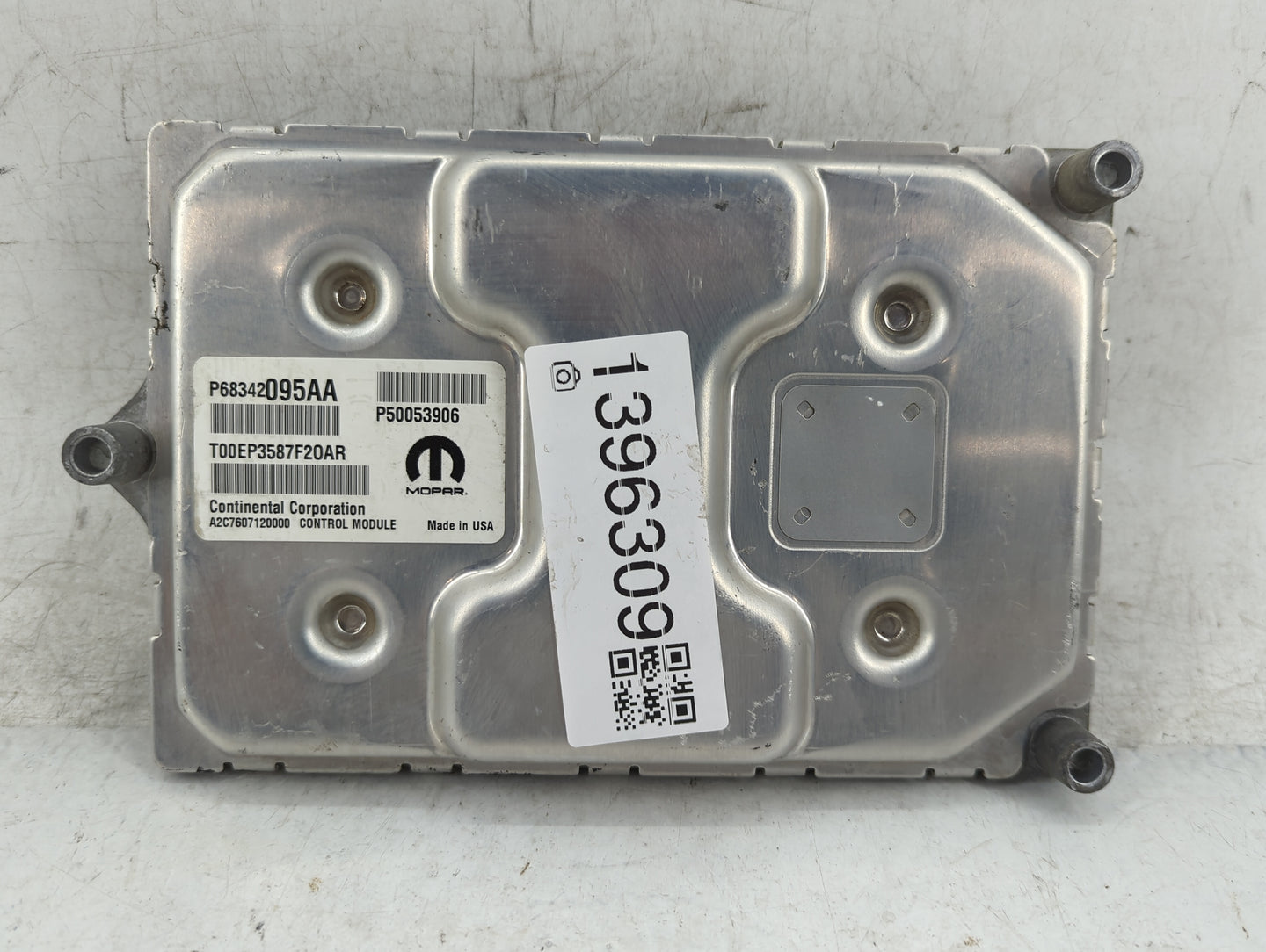2018 Jeep Compass PCM Engine Control Computer ECU ECM PCU OEM P/N:P68342095AA Fits OEM Used Auto Parts - Oemusedautoparts1.c