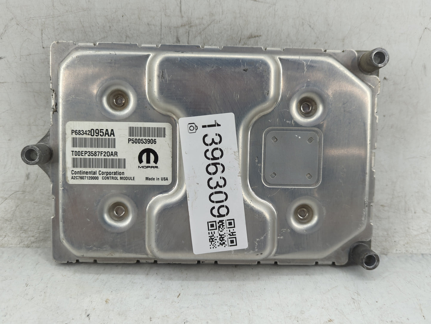 2018 Jeep Compass PCM Engine Control Computer ECU ECM PCU OEM P/N:P68342095AA Fits OEM Used Auto Parts - Oemusedautoparts1.c