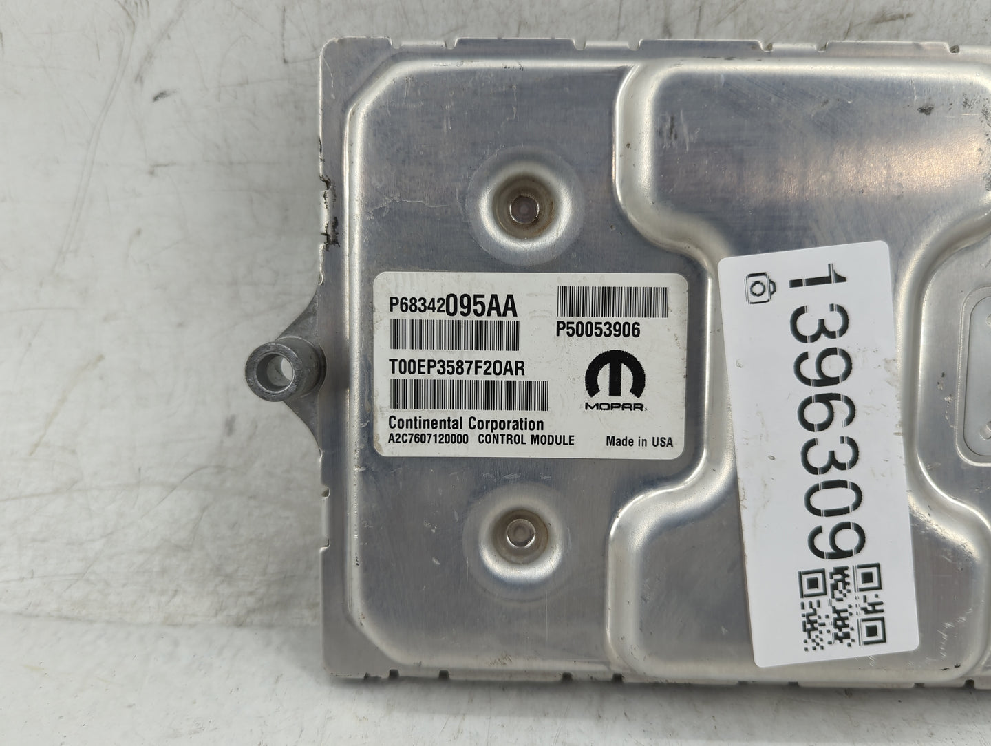 2018 Jeep Compass PCM Engine Control Computer ECU ECM PCU OEM P/N:P68342095AA Fits OEM Used Auto Parts - Oemusedautoparts1.c
