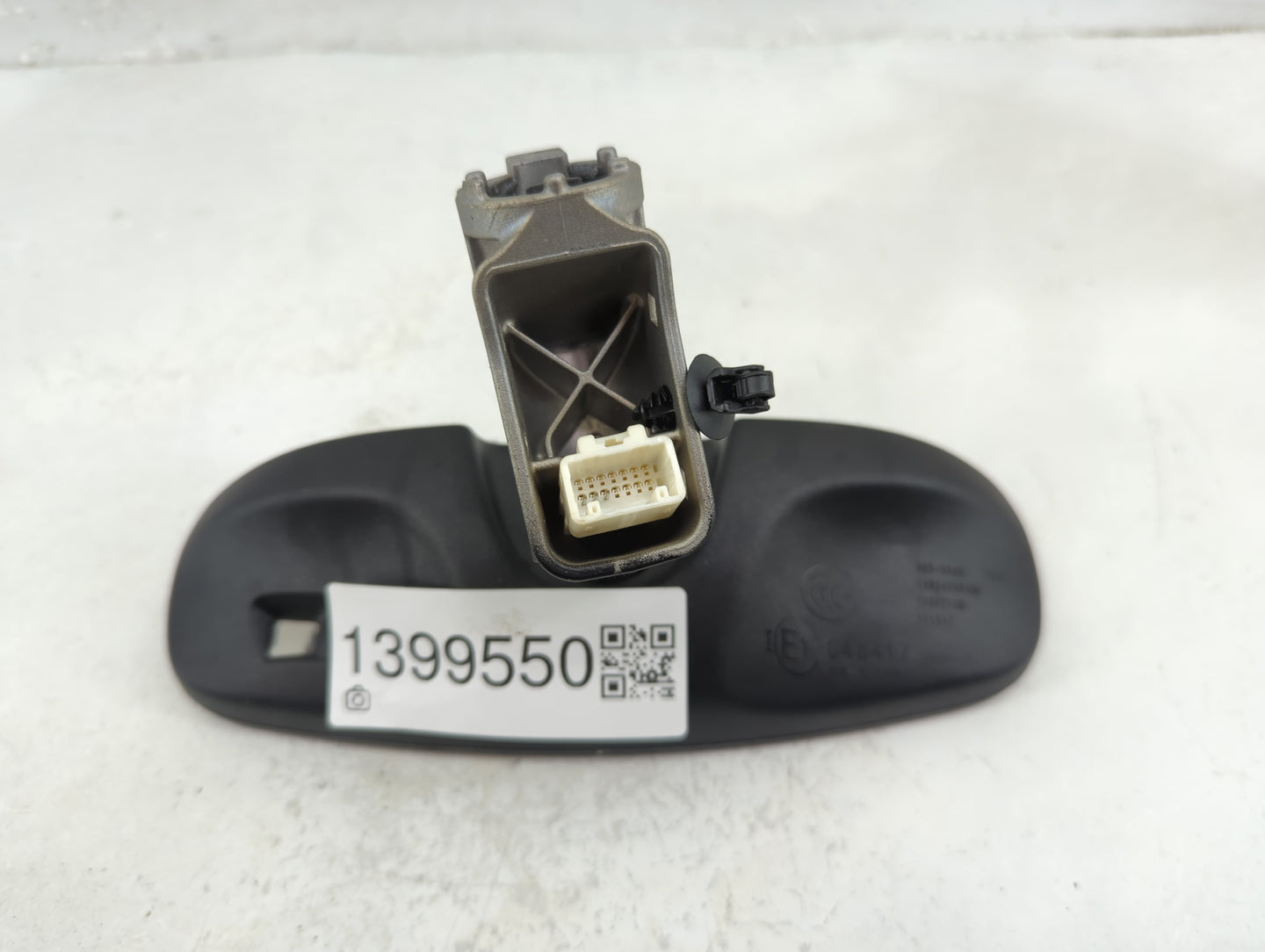 2018 Jeep Compass Interior Rear View Mirror Replacement OEM P/N:E11048417 Fits OEM Used Auto Parts - Oemusedautoparts1.com