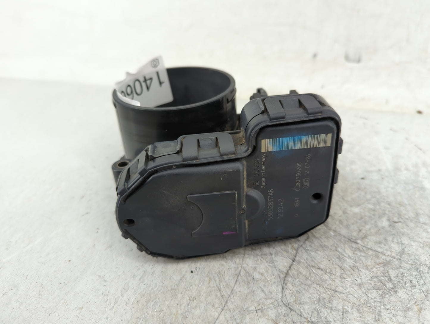 2017-2022 Jeep Compass Throttle Body P/N:53032837AB Fits Fits 2014 2015 2016 2017 2018 2019 2020 2021 2022 OEM Used Auto Par