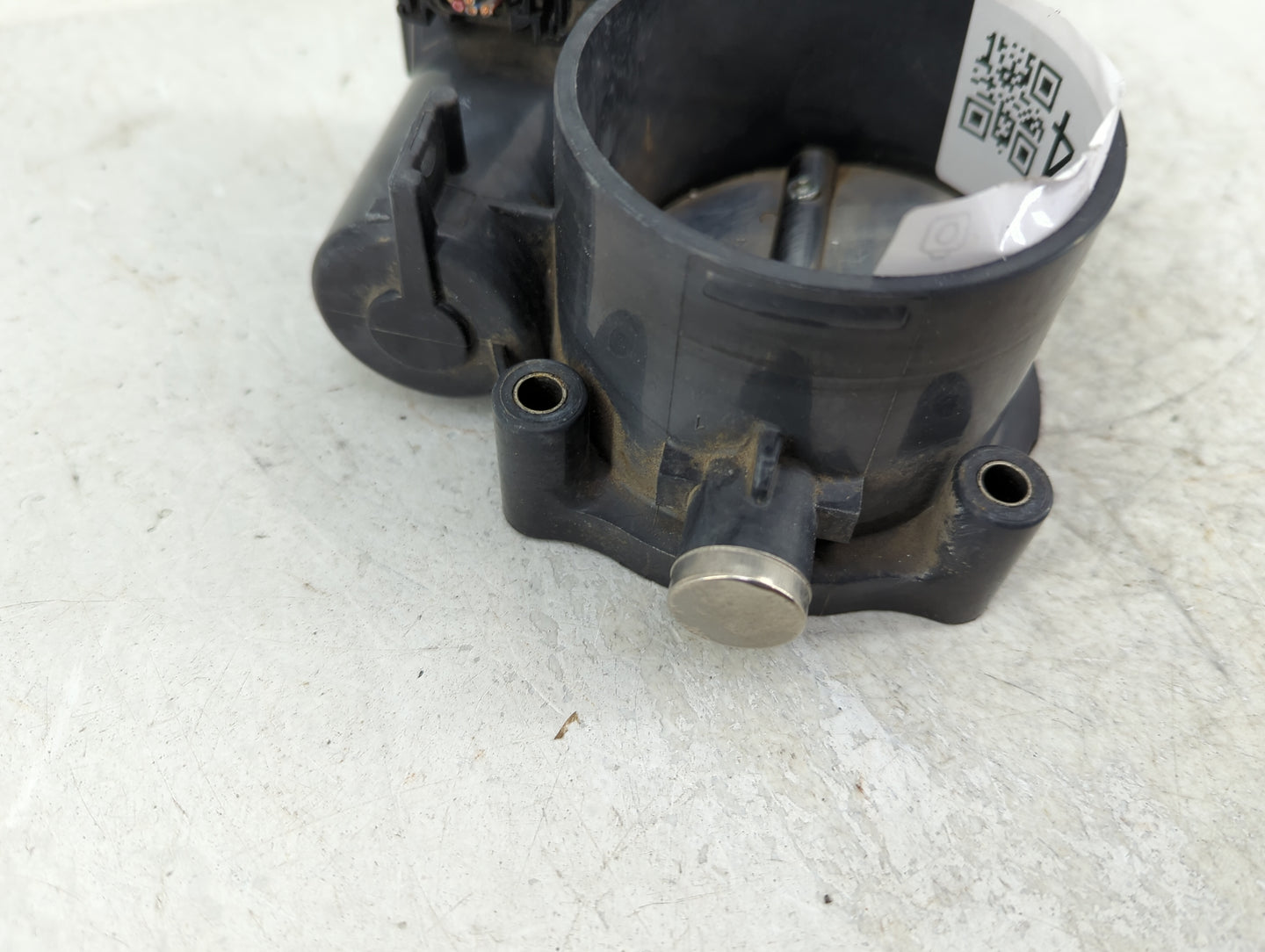 2017-2022 Jeep Compass Throttle Body P/N:53032837AB Fits Fits 2014 2015 2016 2017 2018 2019 2020 2021 2022 OEM Used Auto Par