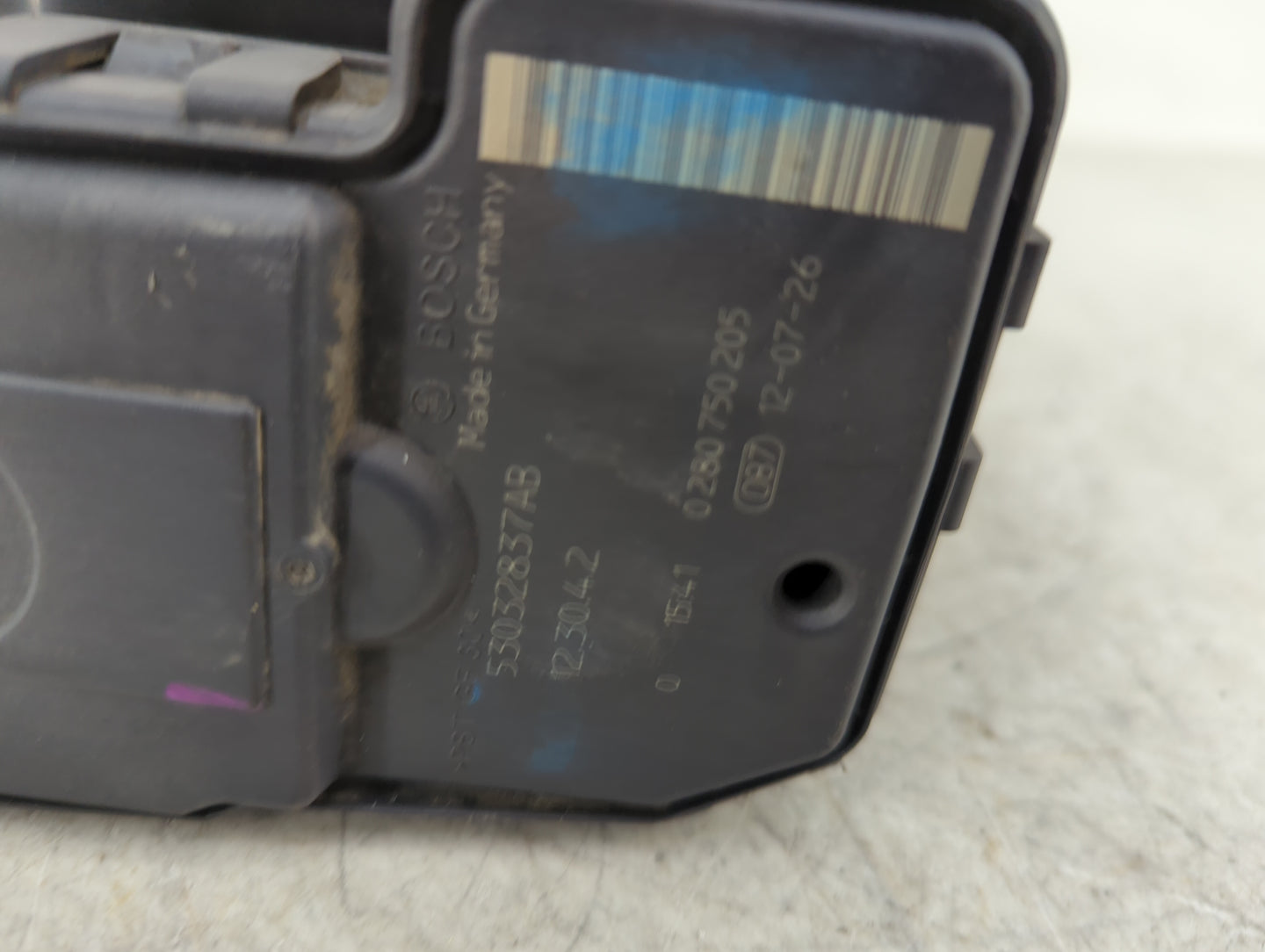 2017-2022 Jeep Compass Throttle Body P/N:53032837AB Fits Fits 2014 2015 2016 2017 2018 2019 2020 2021 2022 OEM Used Auto Par