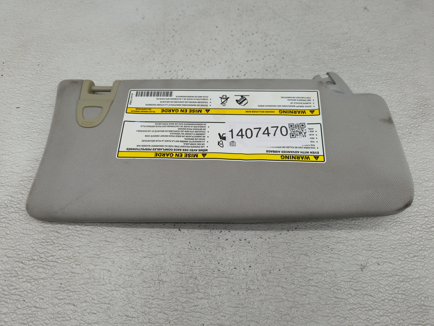 2018 Jeep Compass Sun Visor Shade Replacement Driver Left Mirror Fits OEM Used Auto Parts - Oemusedautoparts1.com